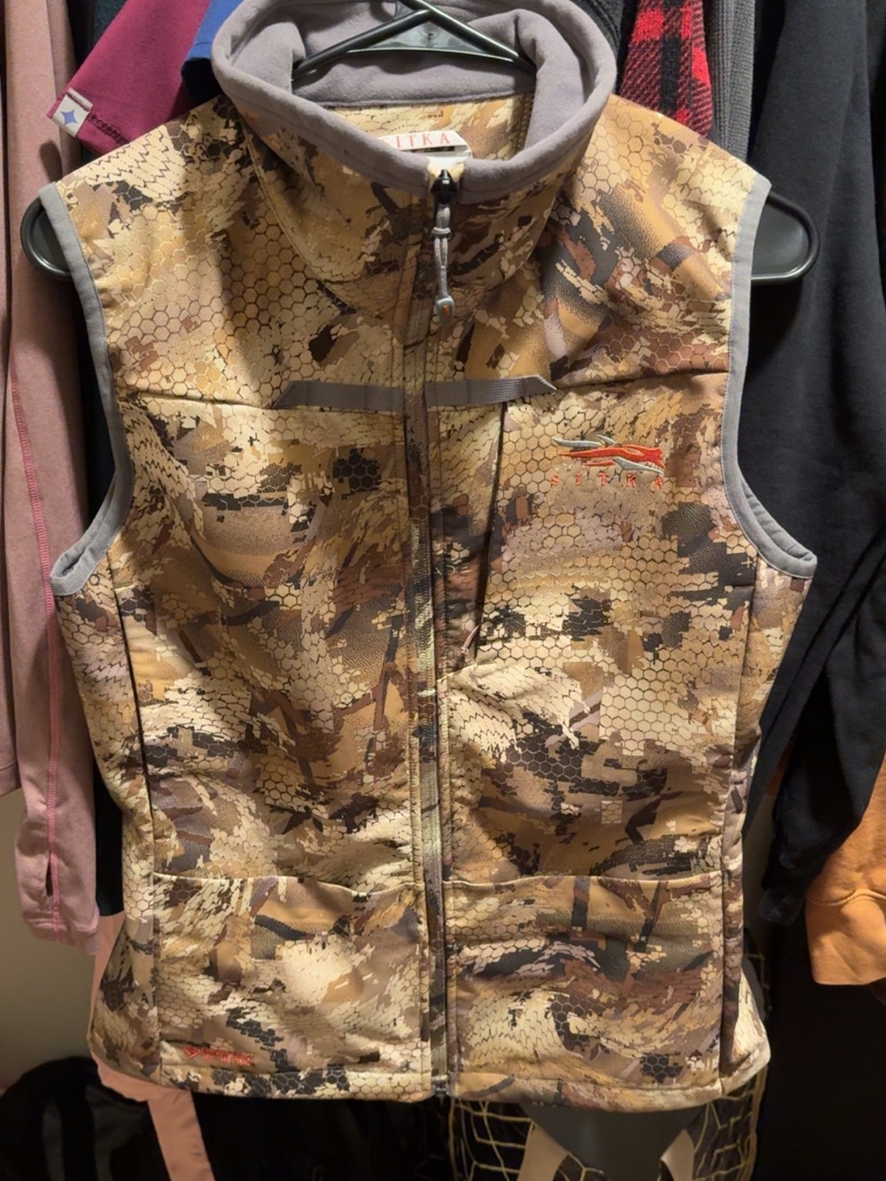 Sitka Women's vest